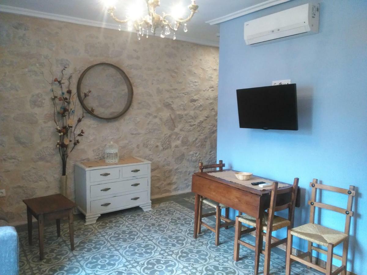 Apartamentos Calanda Εξωτερικό φωτογραφία