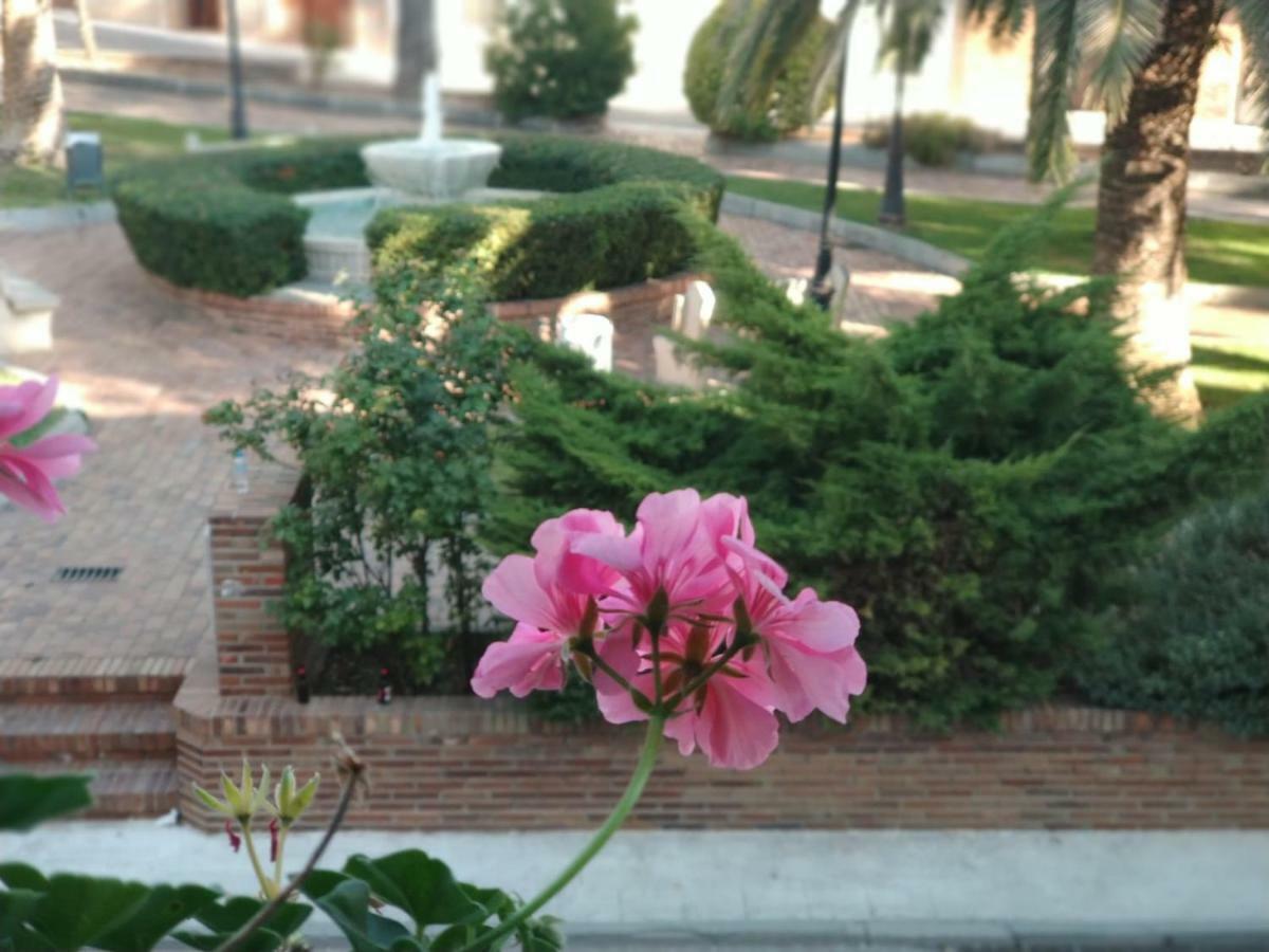 Apartamentos Calanda Εξωτερικό φωτογραφία